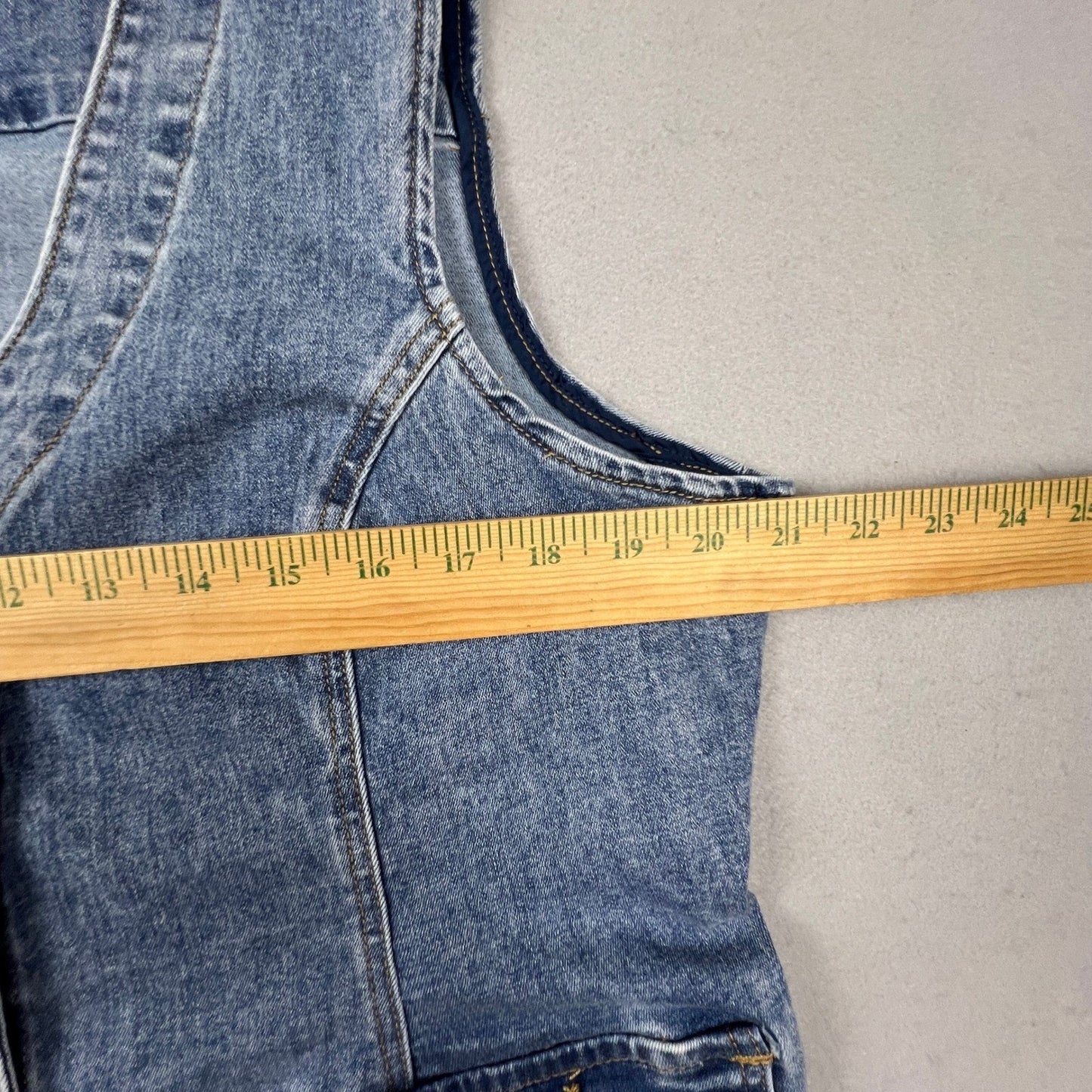 Bebe Denim Vest Womens XL Blue Button Front Gold Hardware Casual Y2K Style