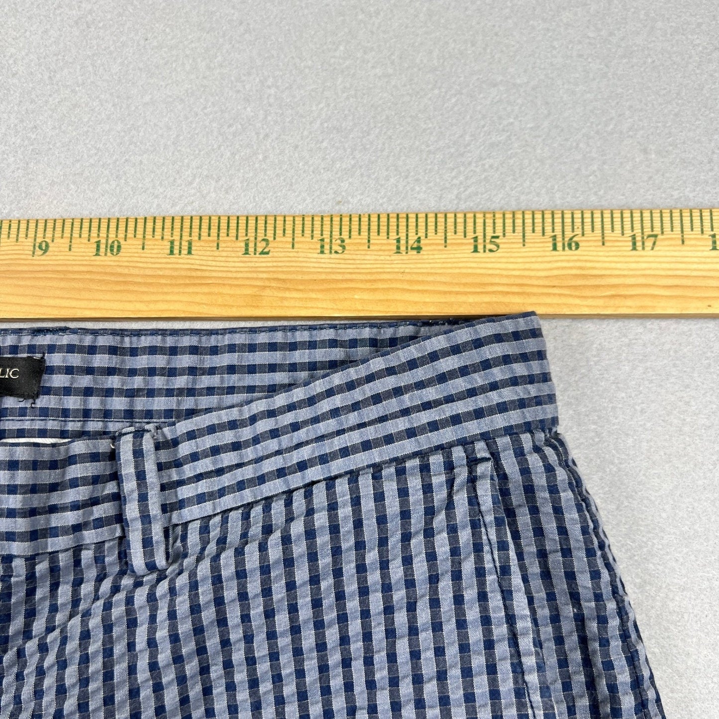 Banana Republic Aiden Shorts Mens 31 Gingham Seersucker Cotton Preppy Summer