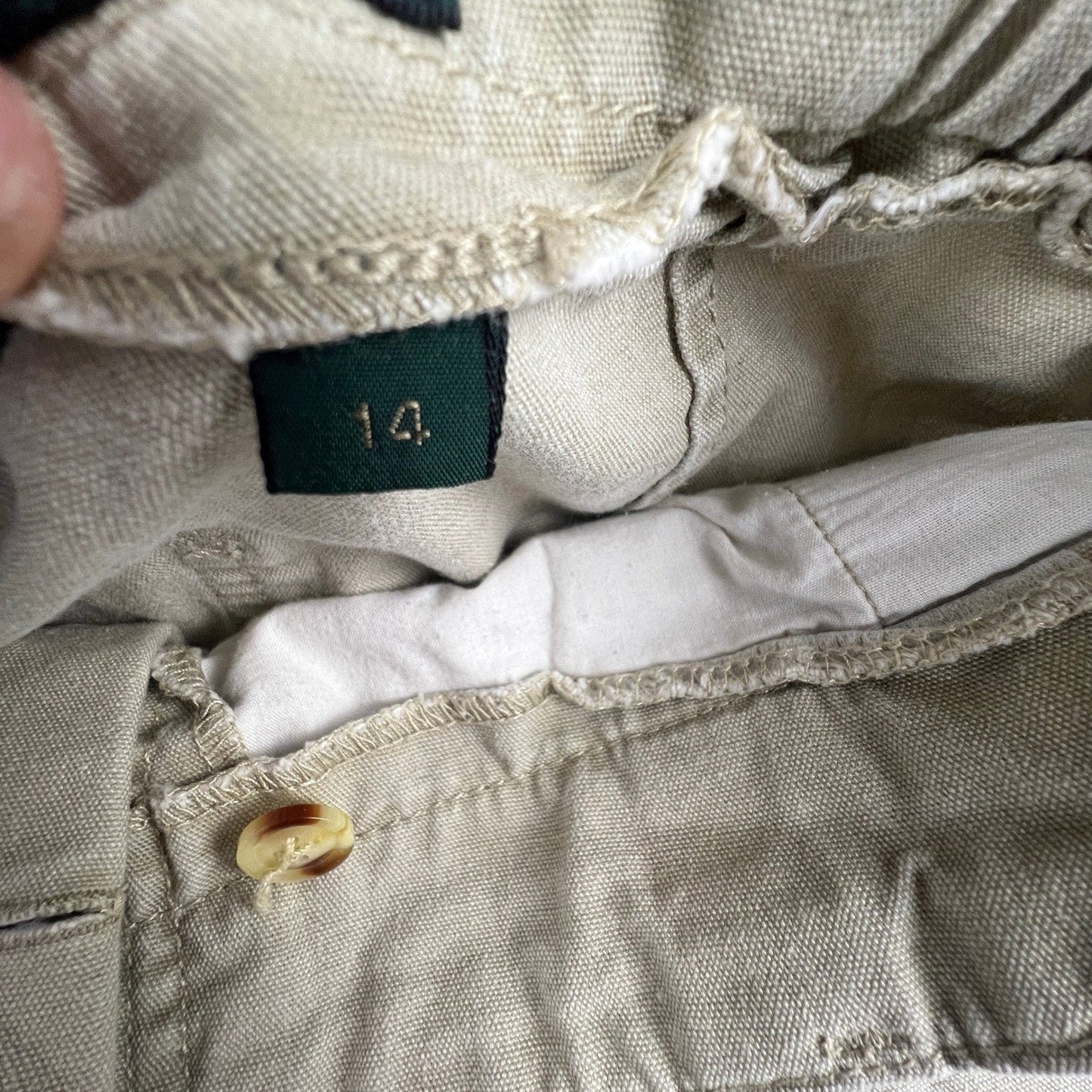 VTG Royal Robbins Canvas Shorts Womens 14 Khaki Pleated Elastic Hiking Outdoor