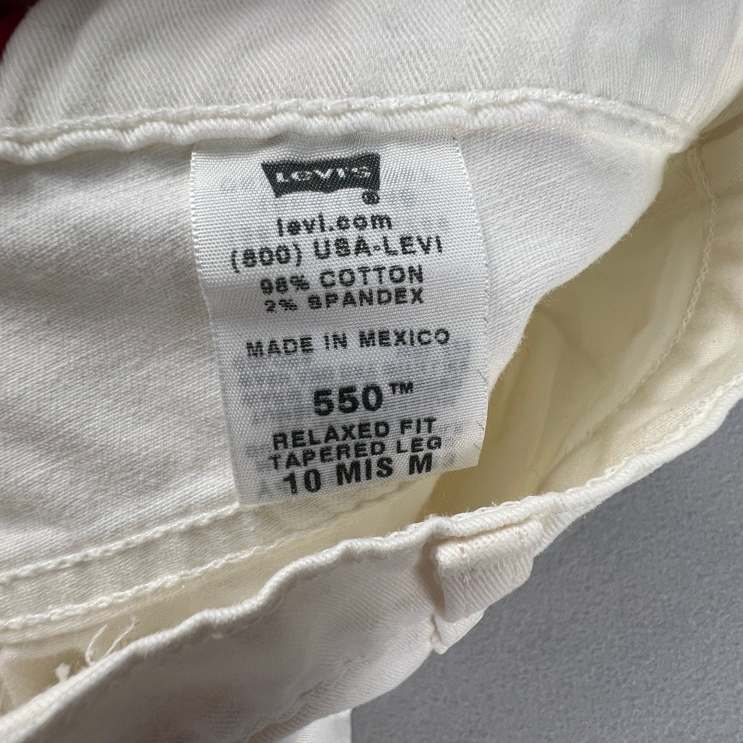 Levi's 550 Relaxed Fit Jeans Womens 10 White Stretch Tapered Leg High Rise Denim