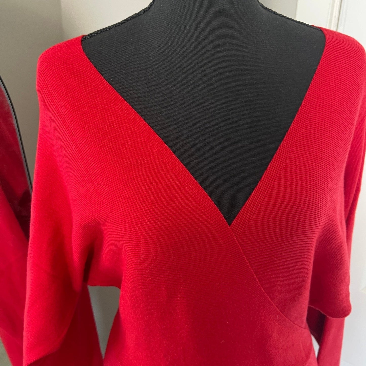 FORE Wrap V-Neck Midi Dress Womens Red Long Sleeve Ruched Cocktail Holiday Party