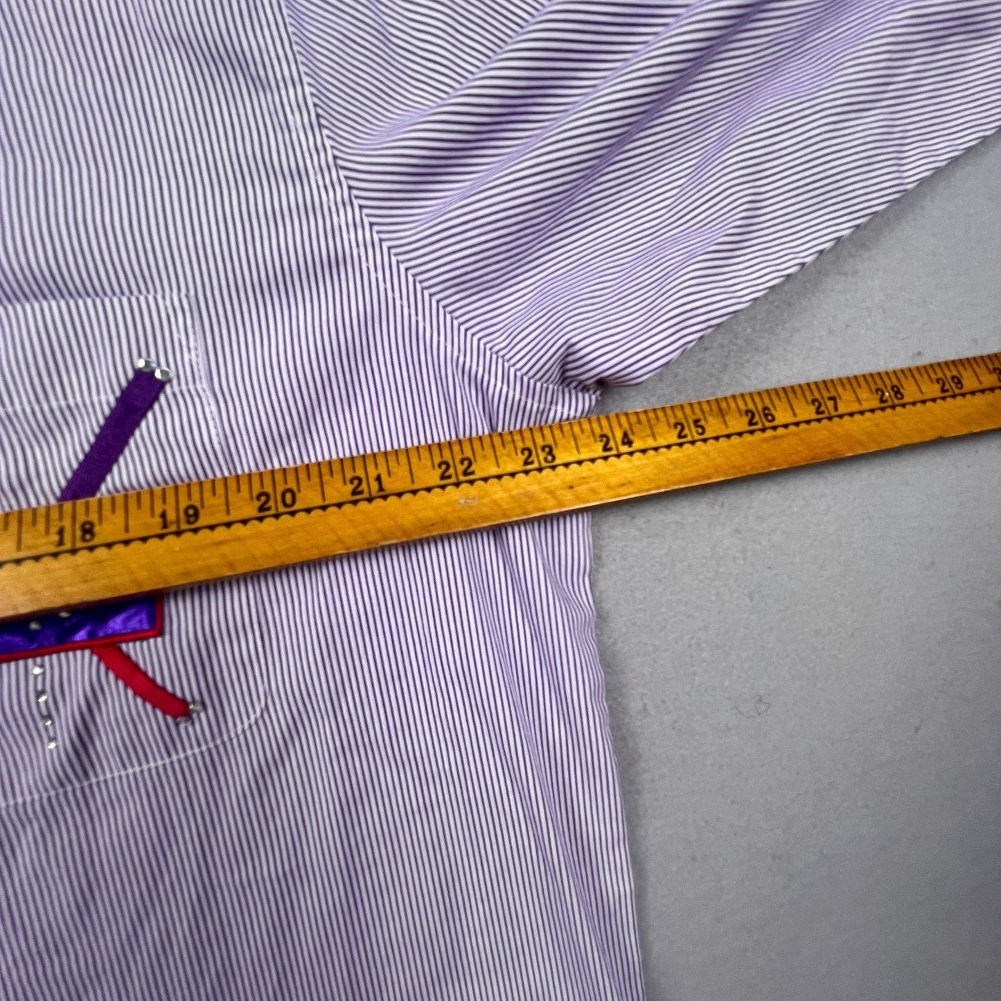 VTG Las Olas Button Down Shirt Womens L Purple Pinstripe Rhinestone Fashion Art