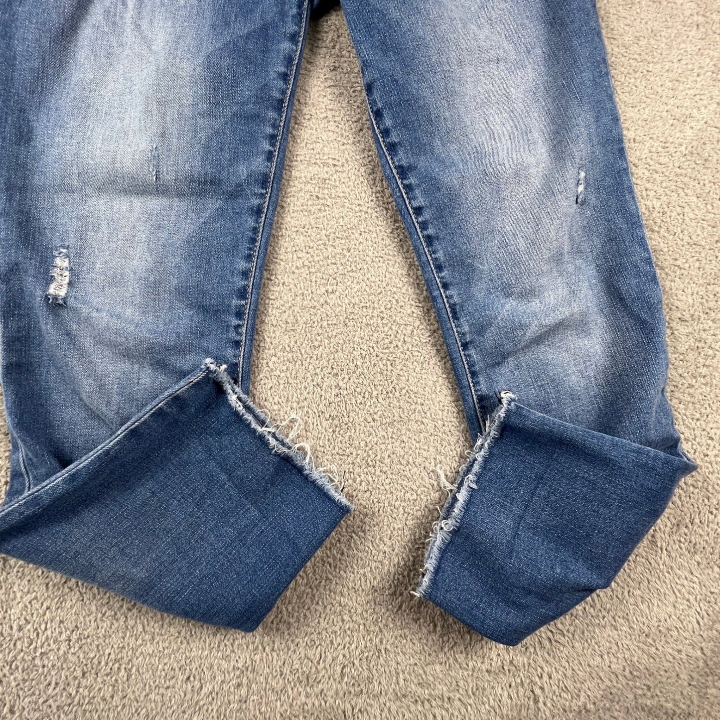 Kut from the Kloth Reese Straight Leg Jeans Womens 6 Blue Button Fly Distressed