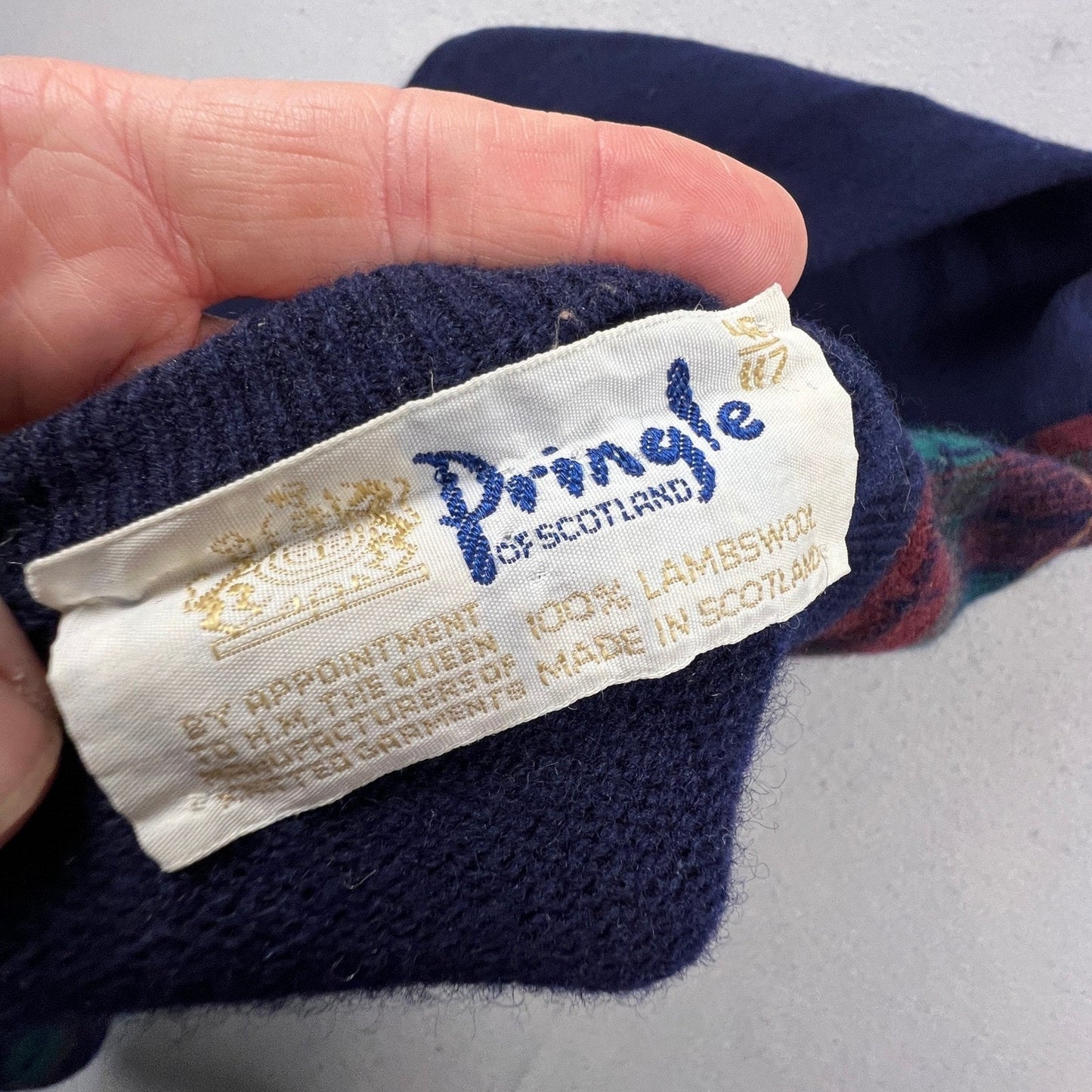 Pringle of Scotland V-Neck Sweater Men 2XL Navy Plaid Lambswool Vintage Scotland