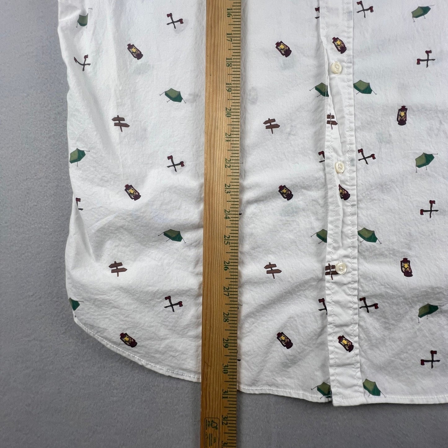 Aeropostale Button Down Shirt Mens XL White Camping Print Cotton Short Sleeve