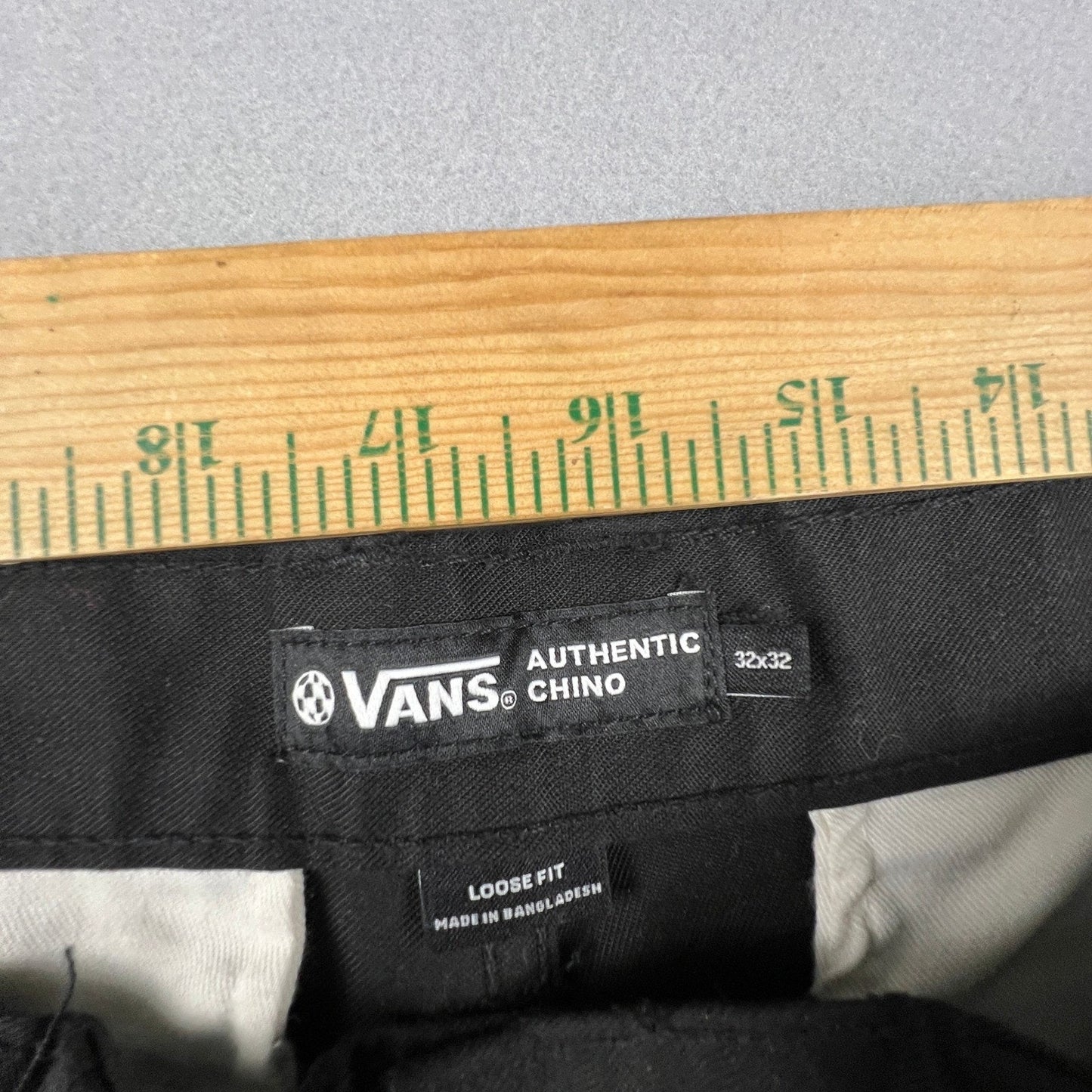 Vans Authentic Chino Pants Mens 32x32 Black Loose Fit Skate Workwear VN000HZCBLK