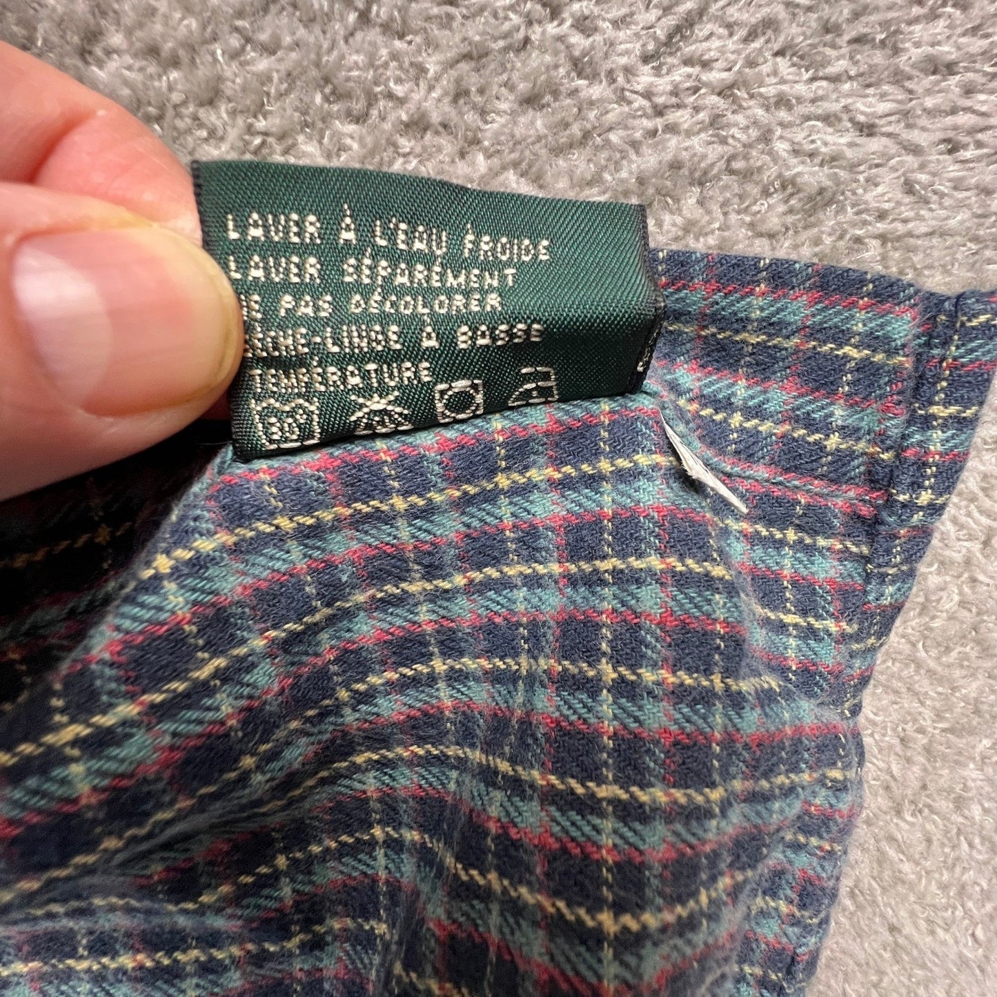 Royal Robbins Plaid Button Down Mens Large Blue Long Sleeve Cotton Flannel Shirt